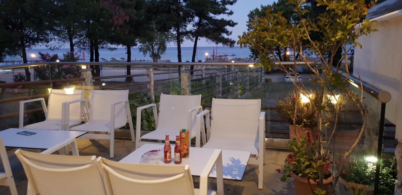 Hatzoudis Luxury Suites Chrysi Ammoudia Exterior foto
